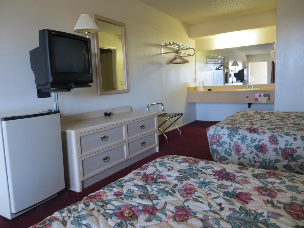 Beach Inn Motel Huntington Beach Exterior photo